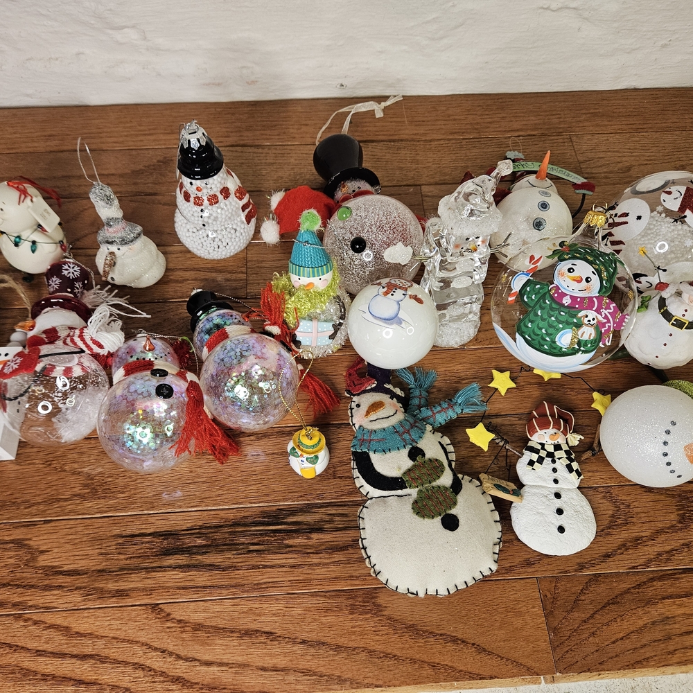 Festive Snowman Holiday Ornament Set - Multicolor